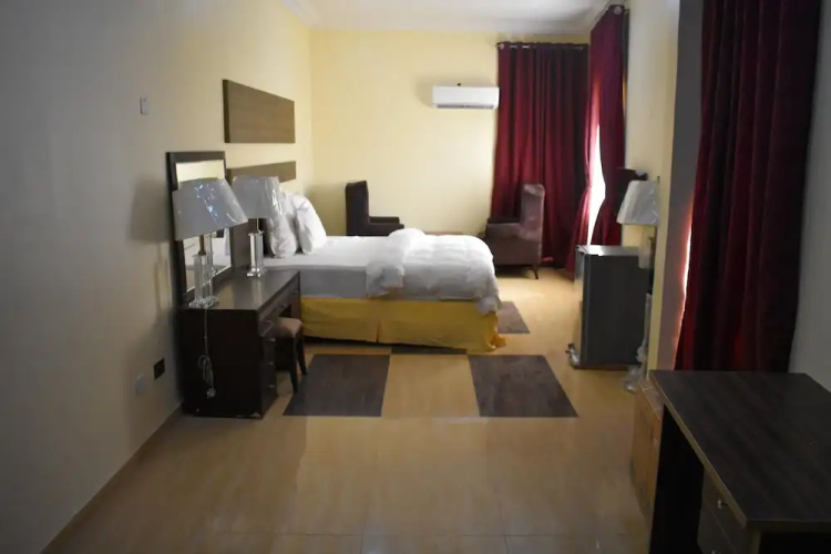 Zeus Paradise Hotel Abuja