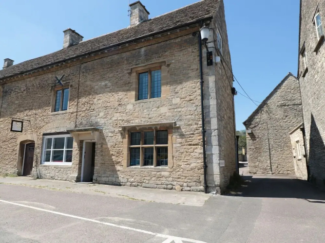 The Old Swan