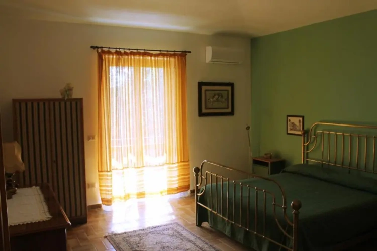 Standard room with balcony and with mountain view