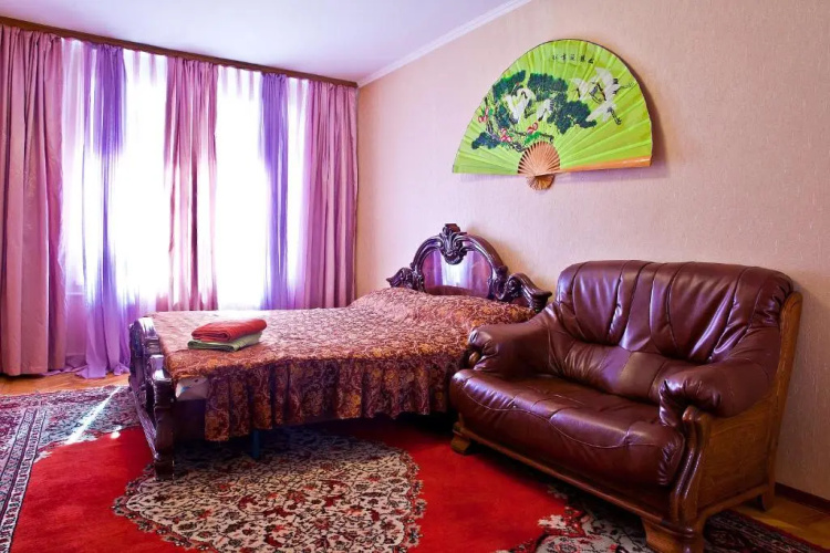 Lessor Apartments
