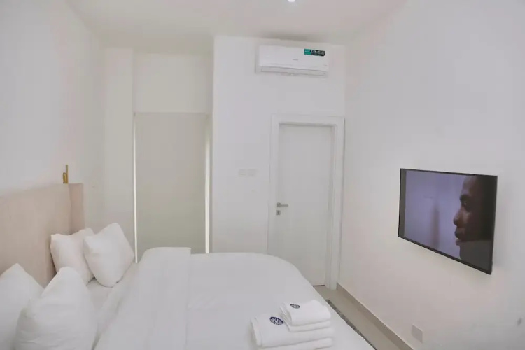 Bluerock Residences
