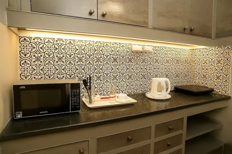 Vivanta Apartment by Jadecaps