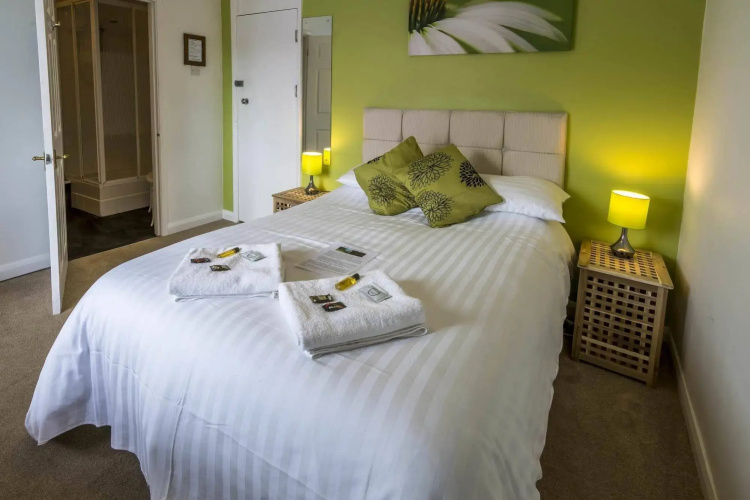 Parsonage Farm Inn