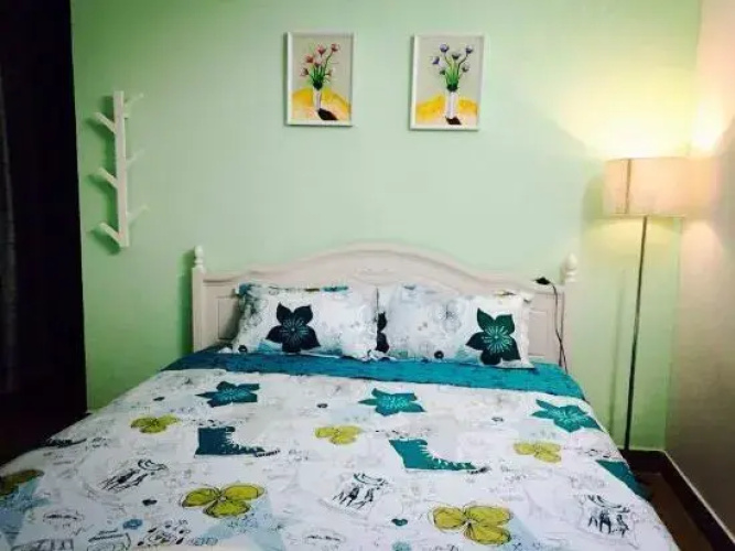 Left-hand hostel in Xichong,shenzhen
