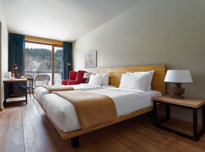 Standard Twin room with forest view