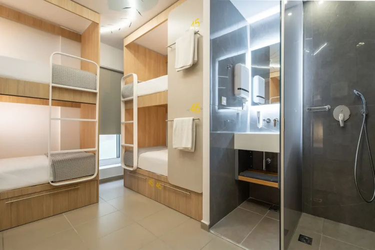 Epavli City Hostel