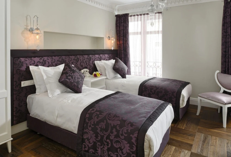 Next House Pera Hotel
