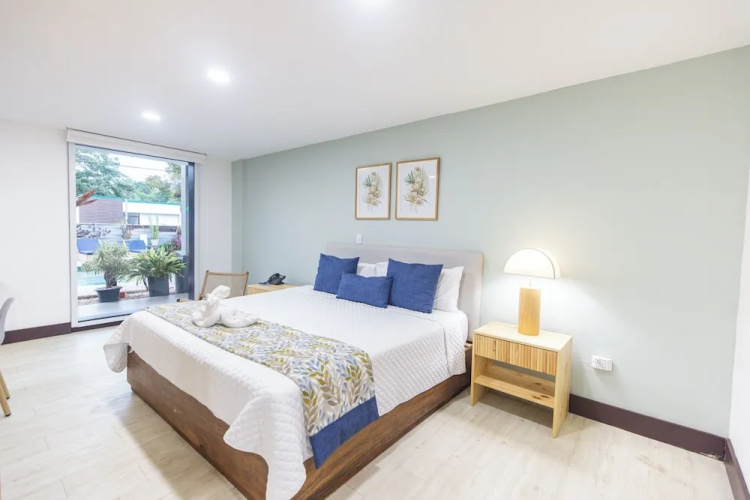 Paradise Bay Hotel Boutique