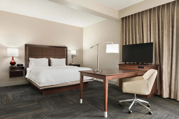 Hampton Inn Lawrence