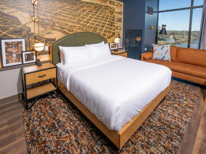 Hotel Indigo Columbus At Riverfront Place photo 7