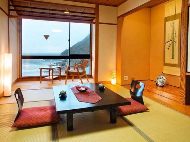 Standard Quadruple room with ocean view