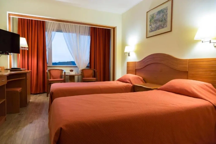 Standard Double room with view