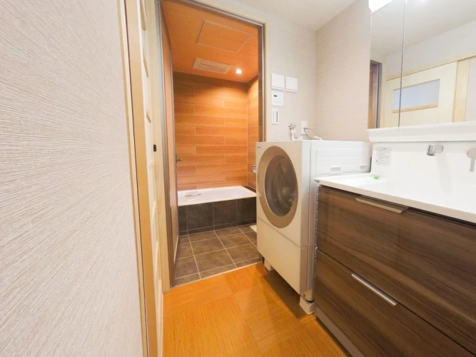 3 Bedrooms Villa