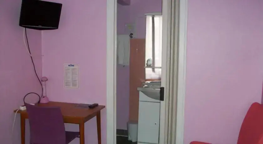 Hotel lAiglon