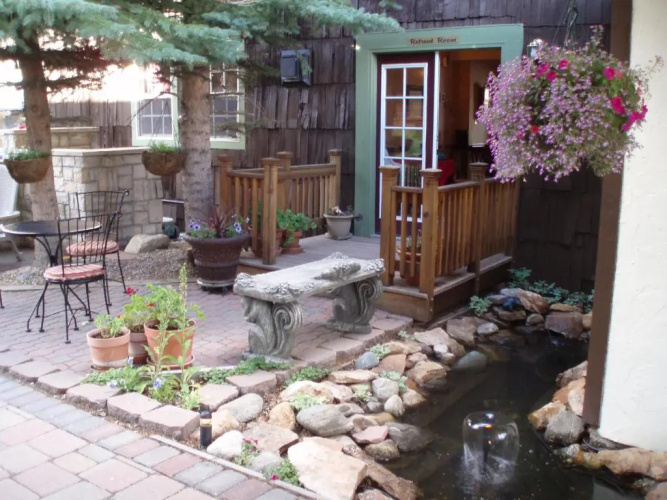 Frisco Lodge