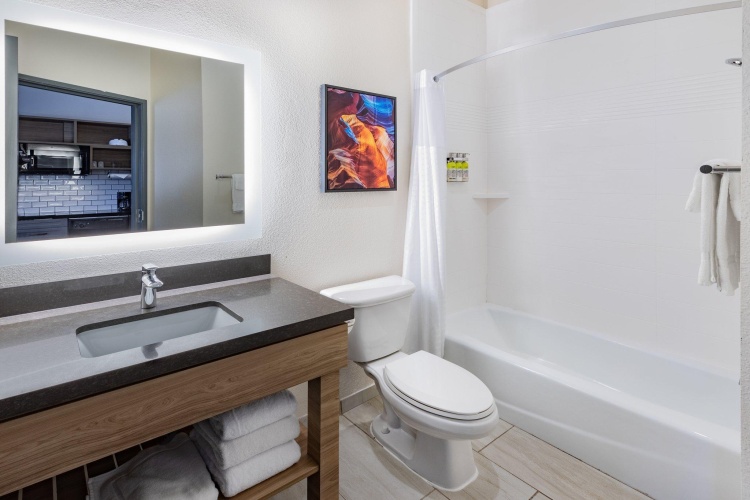 Double Suite