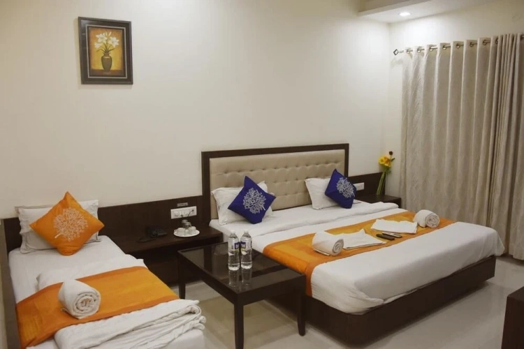 Deluxe Triple room