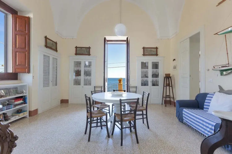 1893 Villa Martella