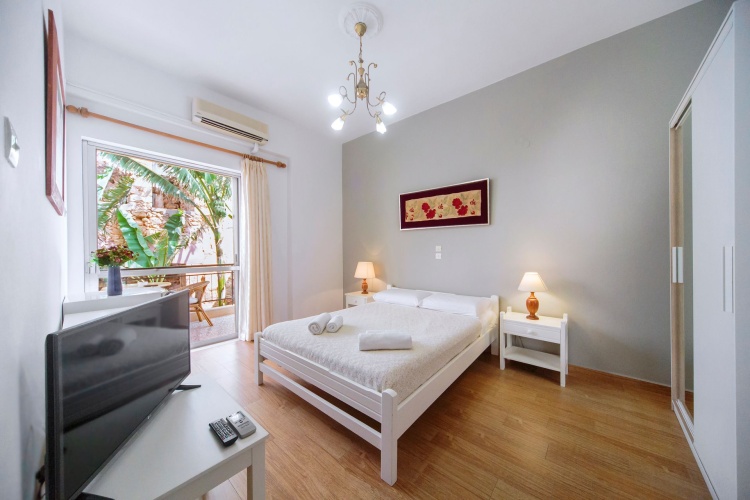 Standard Triple Family room