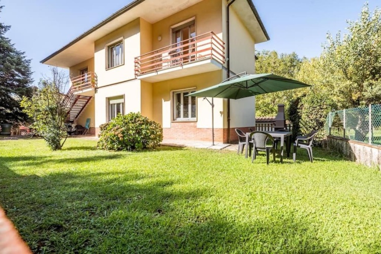 3 Bedrooms Apartment