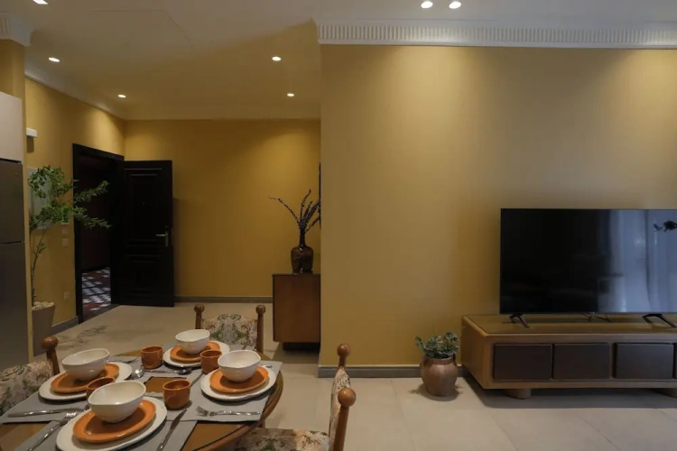 1 Bedroom Apartment