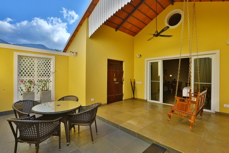 Double Cottage with garden view