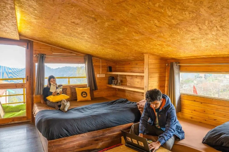 Deluxe Quadruple room