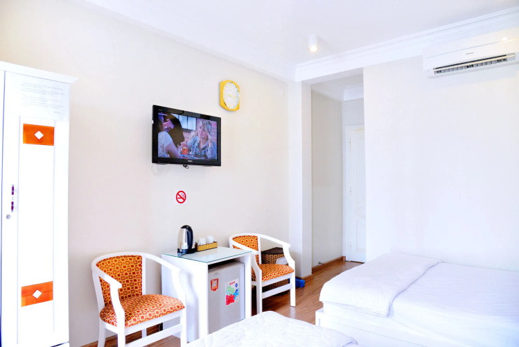 CR Hotel