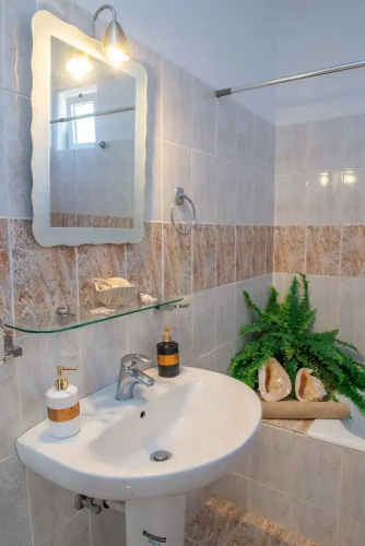 Atlantic Cave Haven-seaside Fully Equipped