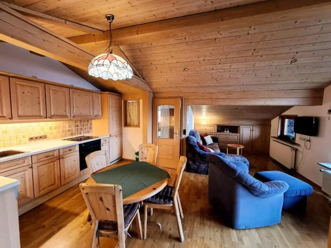 2 Bedrooms Apartment