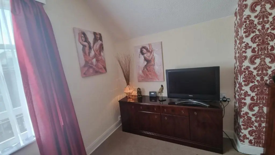 Cruden Villa - Second Floor Apartment