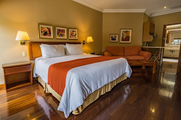 Double Suite