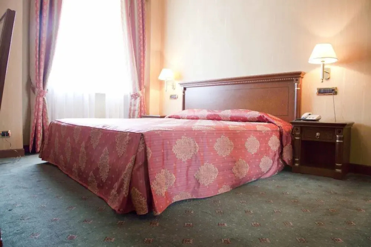 Hotel Jolly