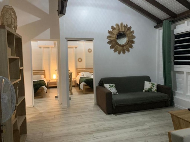 2 Bedrooms Cottage