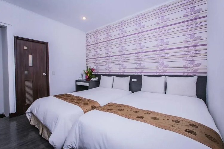 Hotel Queen