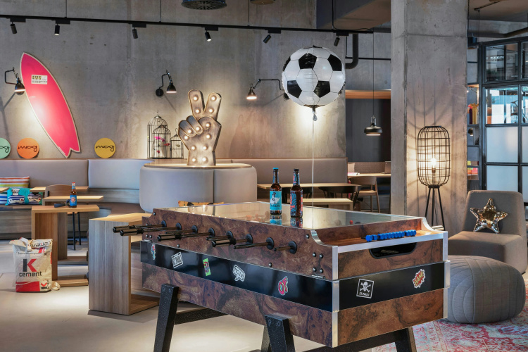 Moxy Hamburg City photo 13