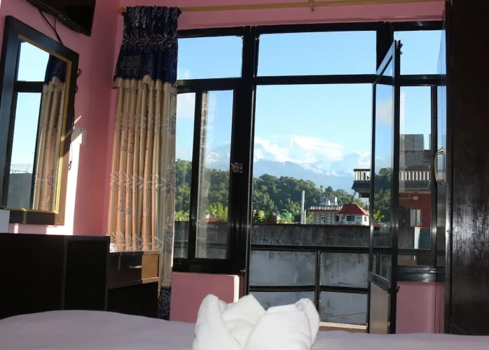 1 Bedroom Deluxe Double room with mountain view