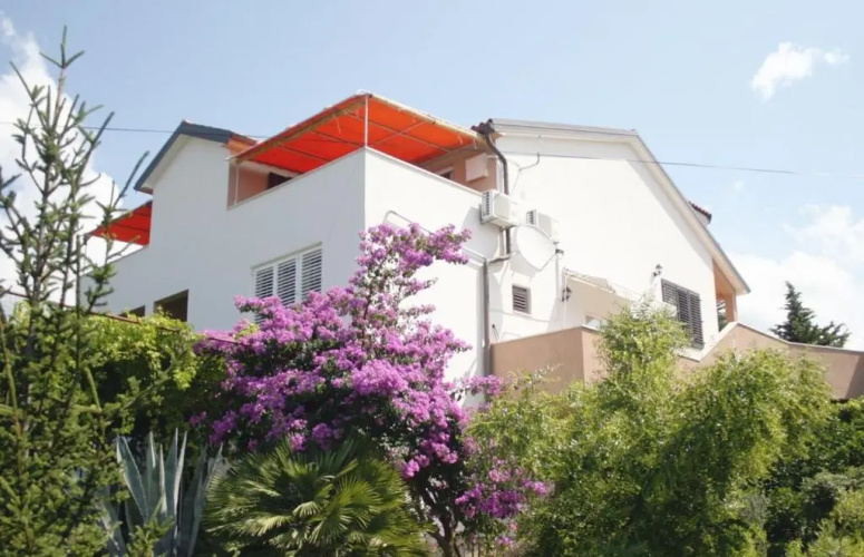 Apartments Rebac