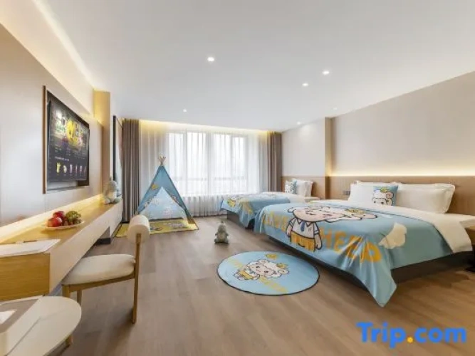 Standard Twin Family room