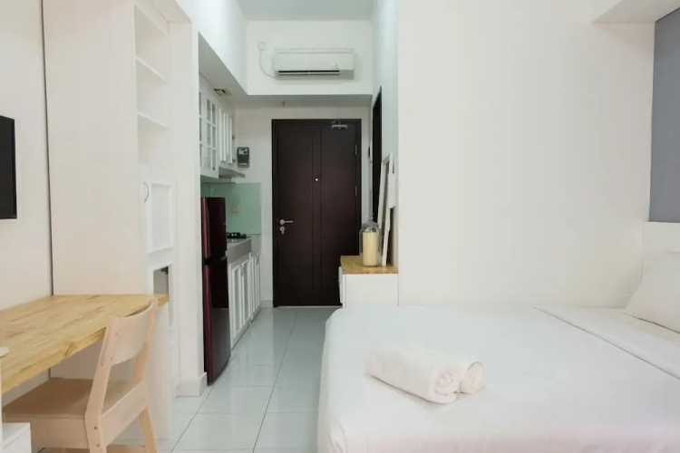 Best Price Studio at Casa De Parco Apartment