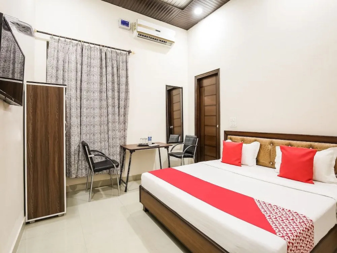 Oyo 47577 Hotel Goldenland