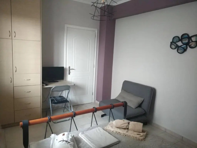 MODERN APARTMENT WITH BiG GARDEN