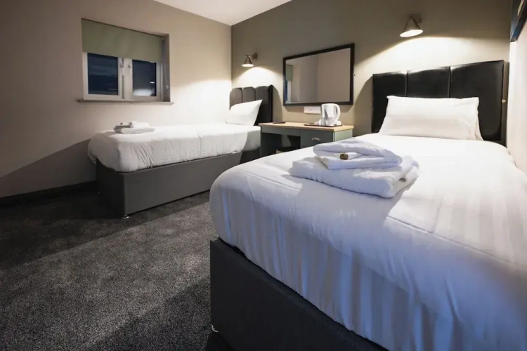 Standard Twin room