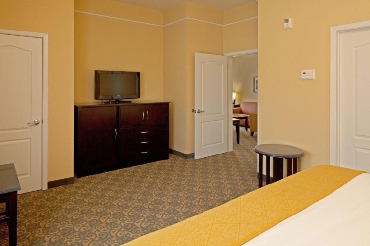 1 Bedroom Double Suite