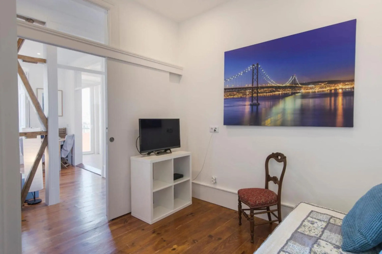 LovelyStay - Comfortable apartment with river views