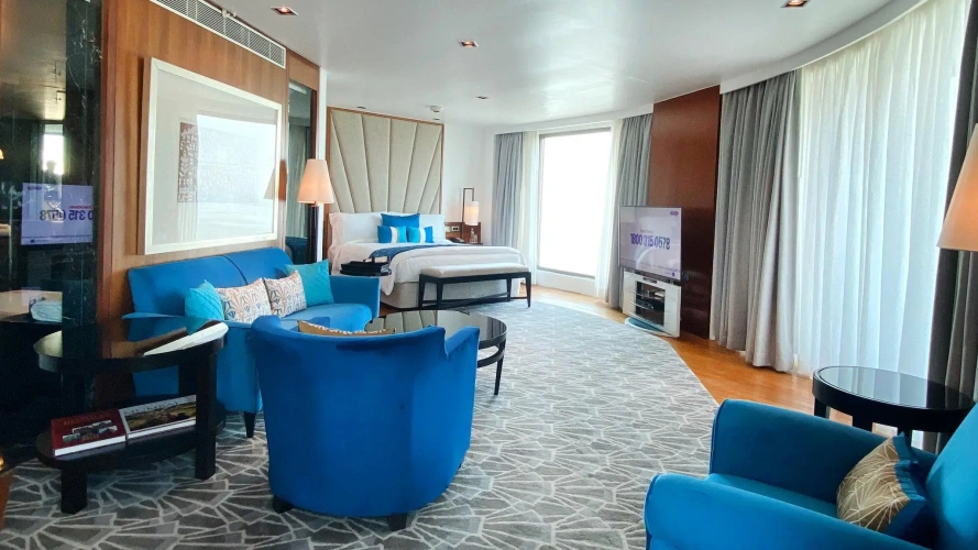 Double Junior Suite with bay view