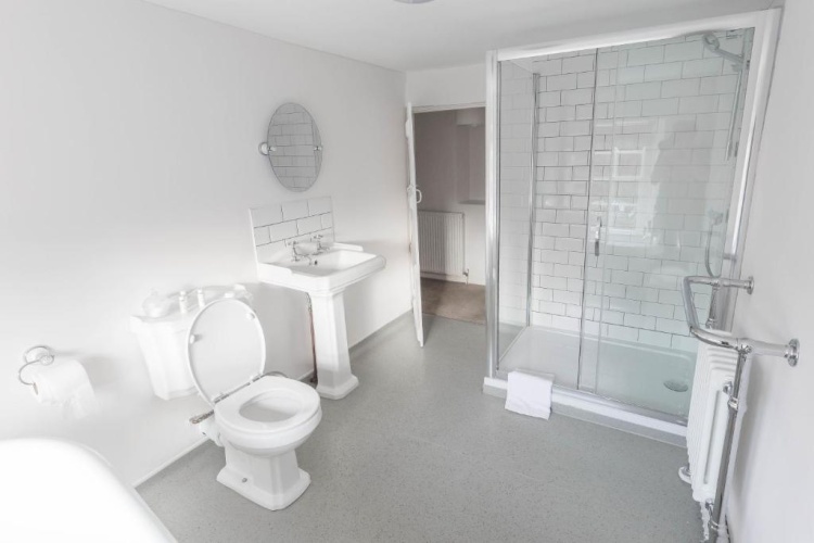 Deluxe Double Suite