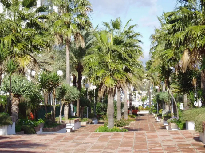 Puerto Duquesa Front Line Sea View Golf Studios - Longer Lets