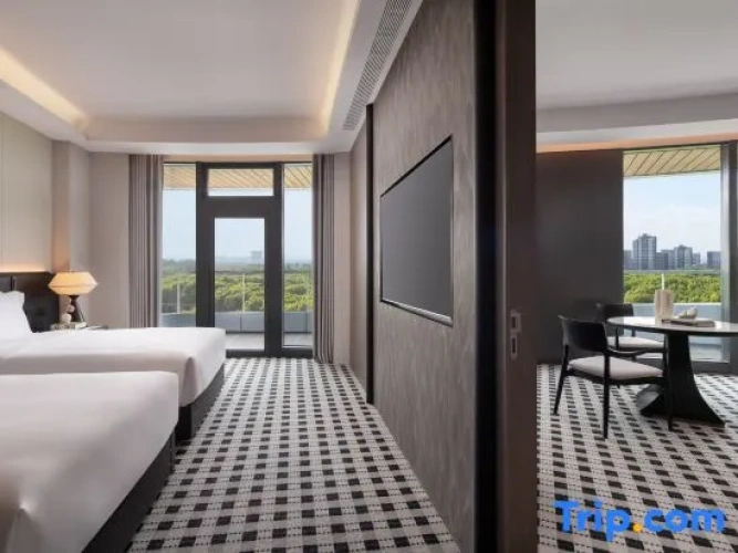 1 Bedroom Quadruple Suite