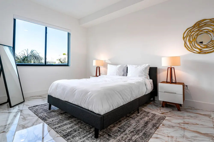 WhyHotel Midtown Miami